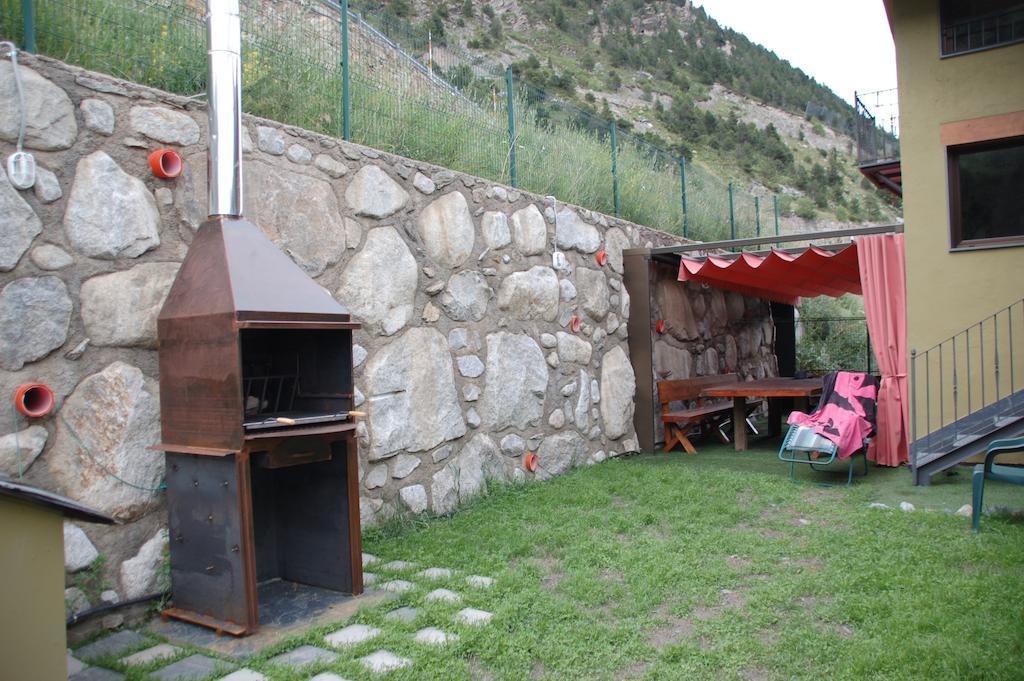 Casa Rural Restaurant Borda Patxeta Canillo Esterno foto