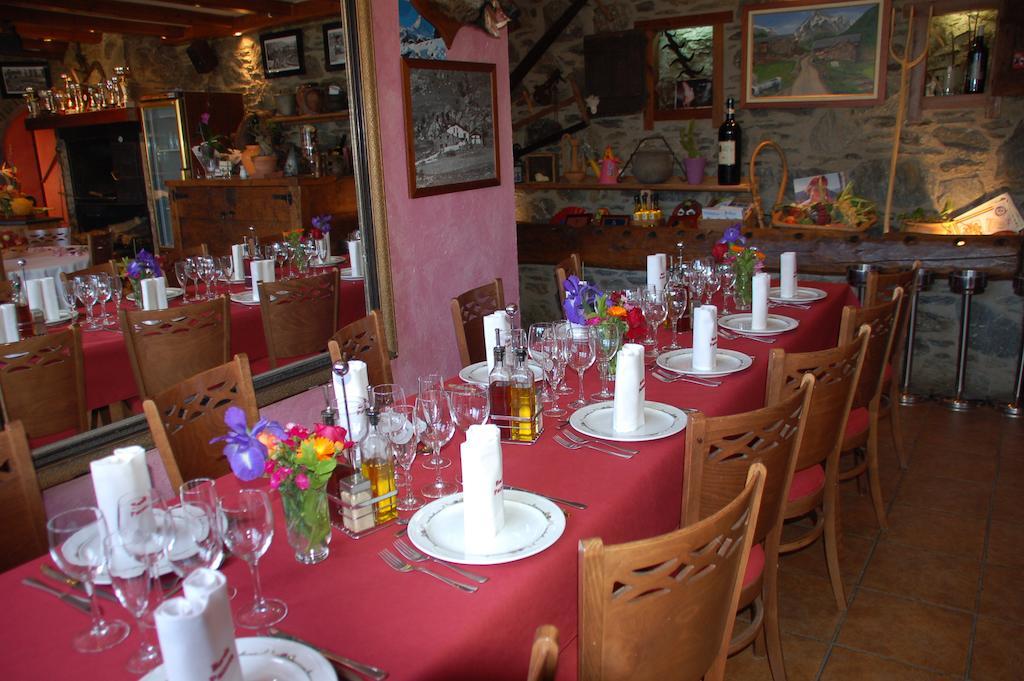 Casa Rural Restaurant Borda Patxeta Canillo Esterno foto